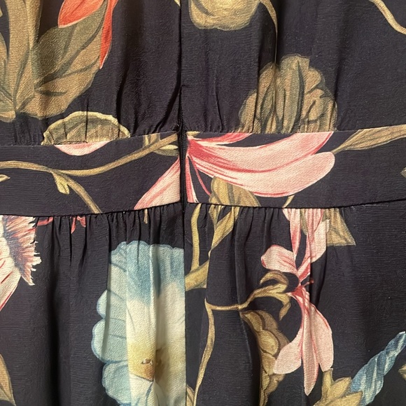 Ann Taylor Keyhole Neckline Floral Print Midi Dress | Size 4 | Elegant Wedding - Picture 11 of 15